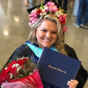 Meet your Posher, Courtney